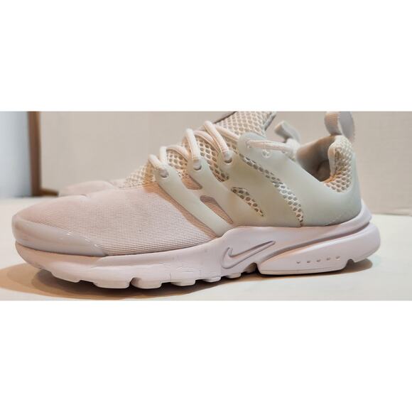 Nike Air Presto Triple White Mesh 844766-100-Size 3 Kids - Picture 3 of 9